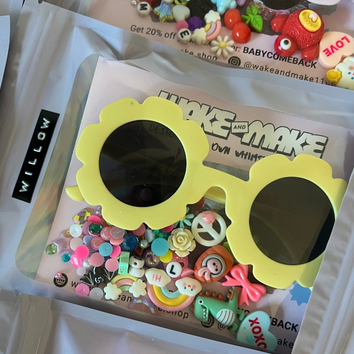 DIY Holiday Sunnies Kit