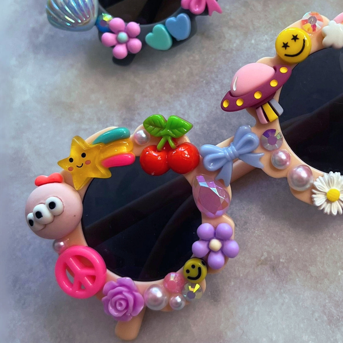 Kitschy Sunnies for girls