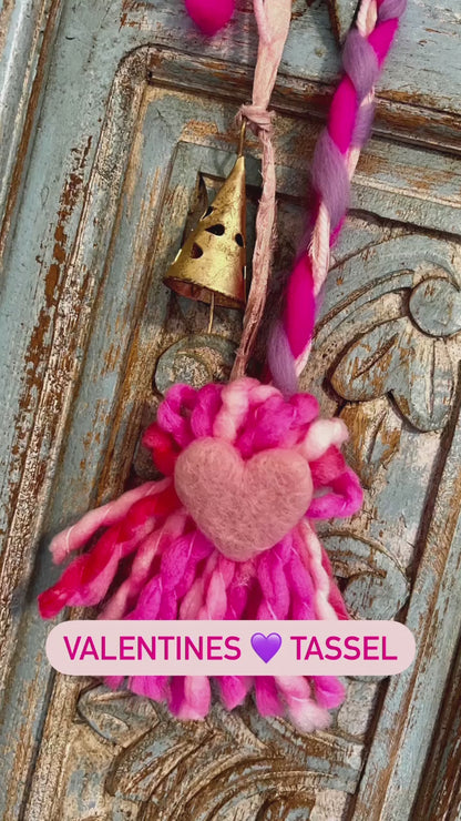 Valentines Felt Heart & Bell Tassel